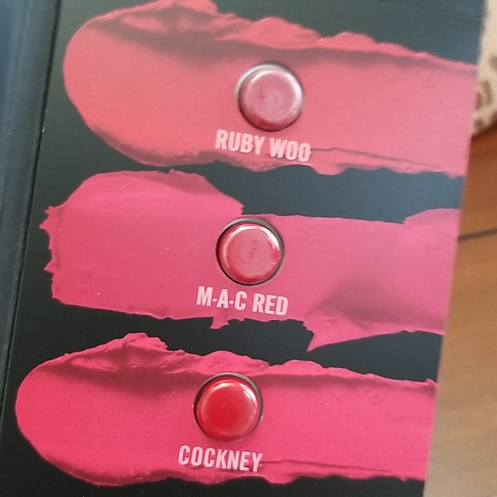 😃 GLOSS SAMPLES - Picture 5 of 8